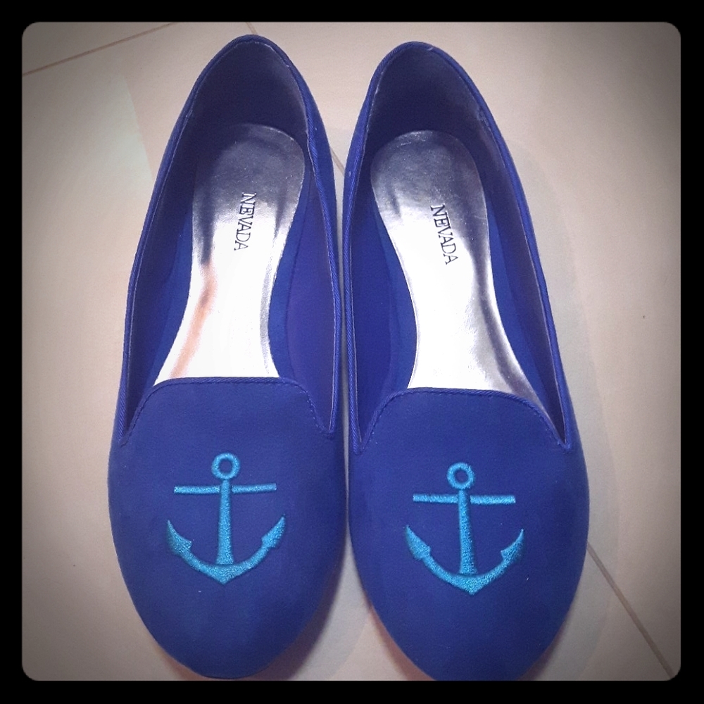 🛍️ NWOT faux suede nautical loafers